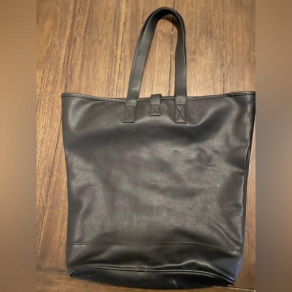 Monteil Paris Leather Tote Bag NWOT - Picture 6 of 12